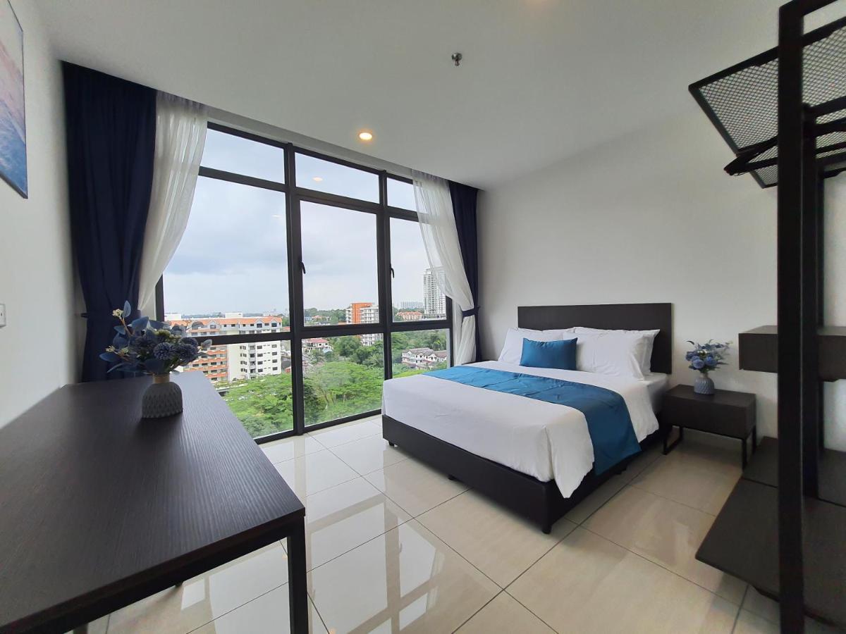 Ramada Suites By Wyndham The Straits Johor Bahru Buitenkant foto