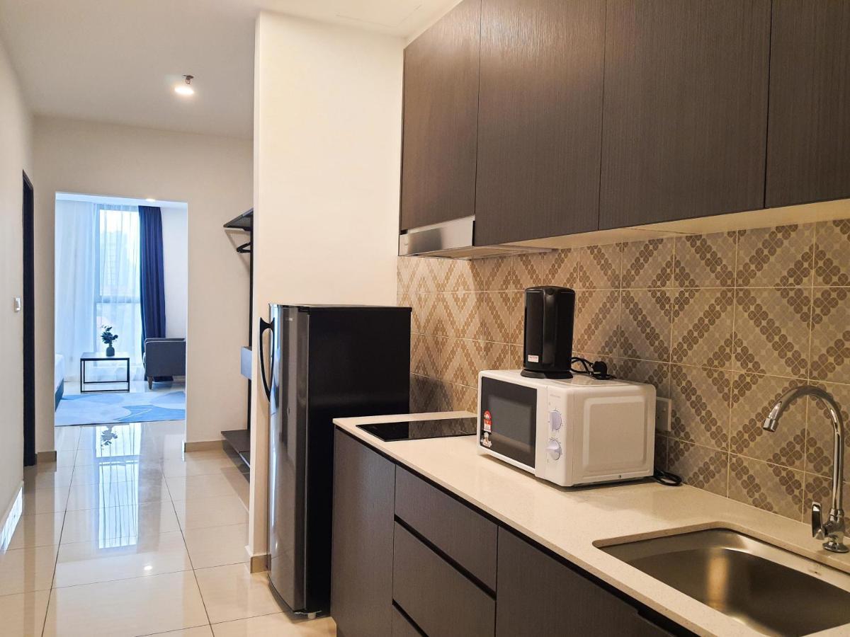 Ramada Suites By Wyndham The Straits Johor Bahru Buitenkant foto
