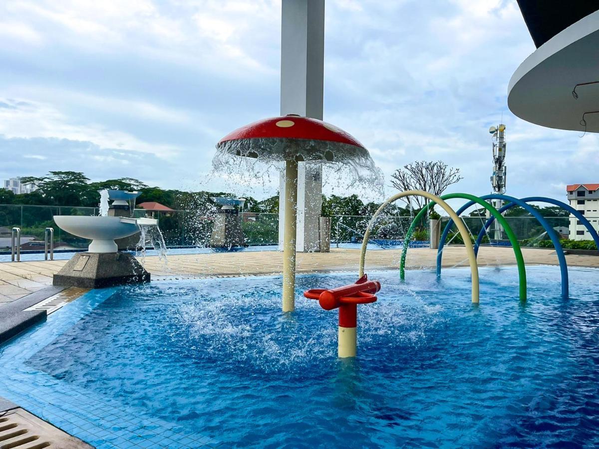 Ramada Suites By Wyndham The Straits Johor Bahru Buitenkant foto