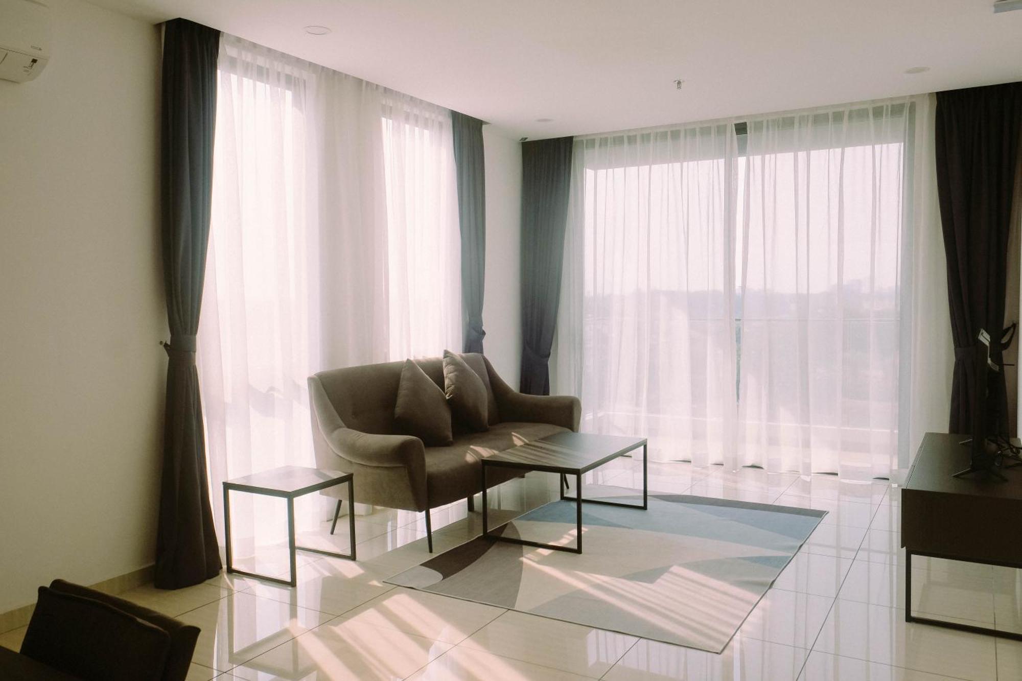 Ramada Suites By Wyndham The Straits Johor Bahru Buitenkant foto